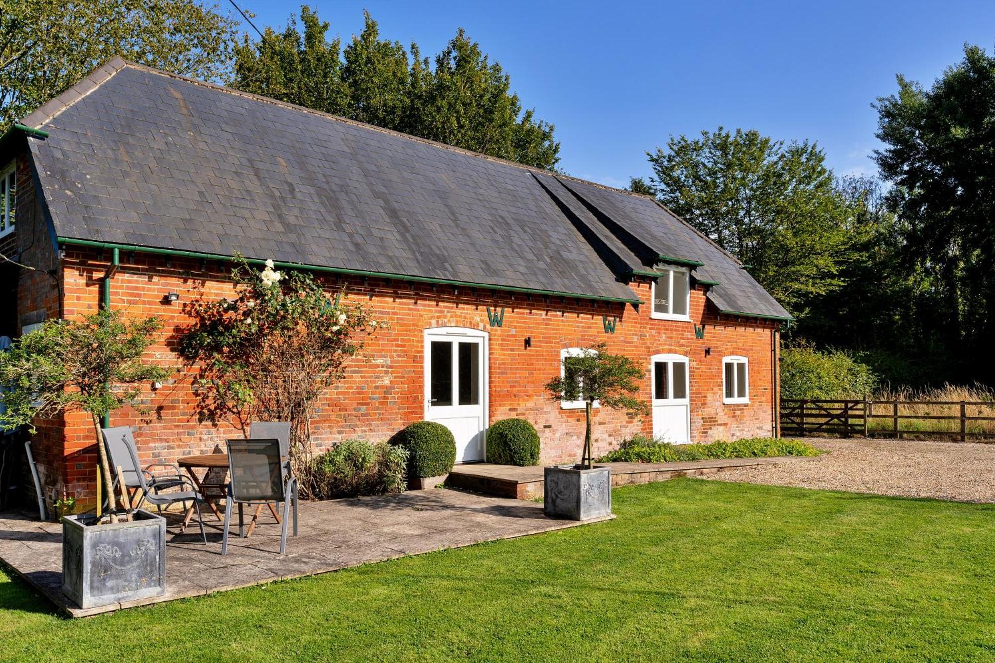 Finest Retreats - The Old Granary Villa Barton Stacey Eksteriør billede